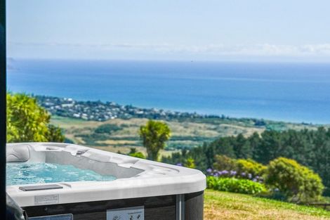 Photo of property in 198-200 Maungakotukutuku Road, Paraparaumu, 5032