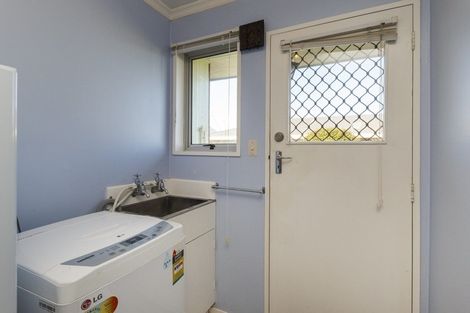 Photo of property in 24 Shelton Place, Feilding, 4702