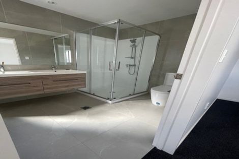 Photo of property in 14 Minhas Road, Papakura, 2110