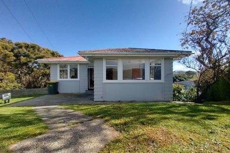 Photo of property in 33 Castor Crescent, Cannons Creek, Porirua, 5024