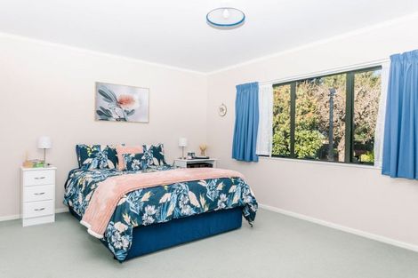 Photo of property in 3 James Street, Dannevirke, 4930