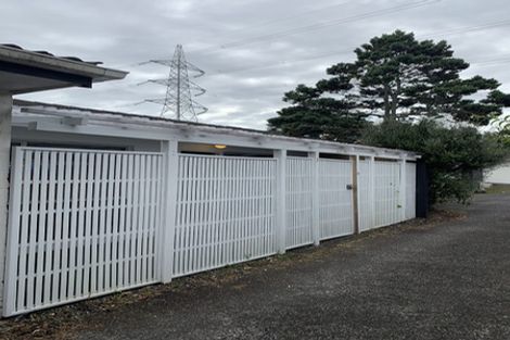 Photo of property in 2/112 Portage Road, New Lynn, Auckland, 0600