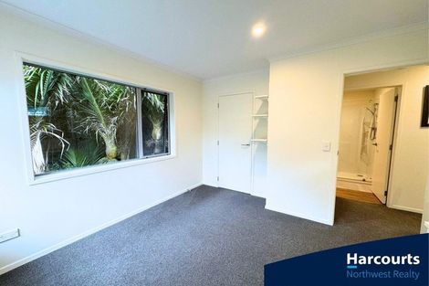 Photo of property in 296 Motutara Road, Muriwai, Waimauku, 0881