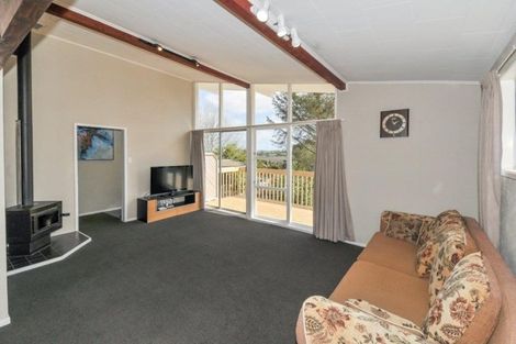 Photo of property in 4 Cassia Place, Sunnynook, Auckland, 0620