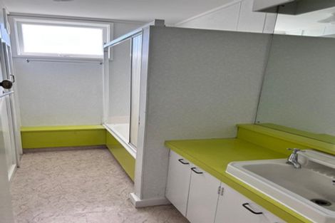 Photo of property in 2/128 Great South Road, Manurewa, Auckland, 2102