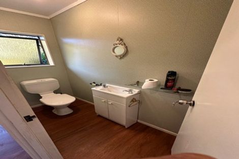 Photo of property in 224 Walter Strevens Drive, Conifer Grove, Takanini, 2112