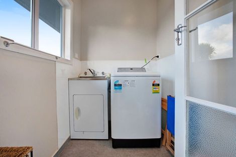 Photo of property in 37 Hooper Avenue, Pukekohe, 2120