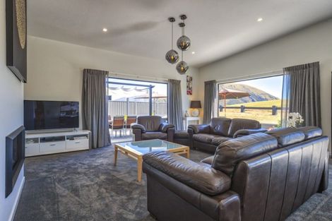 Photo of property in 81 Infinity Drive, Wanaka, 9305