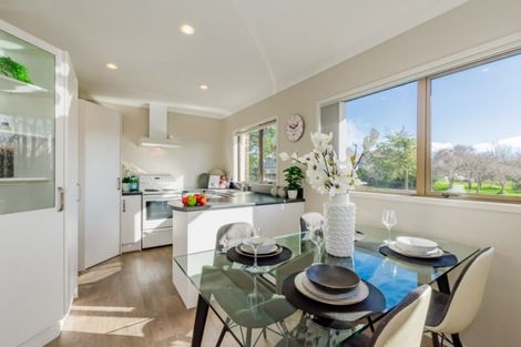 Photo of property in 90a Mazengarb Road, Paraparaumu Beach, Paraparaumu, 5032