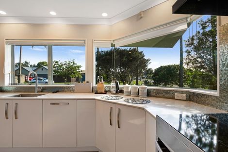 Photo of property in 12 Sandhurst Drive, Papamoa Beach, Papamoa, 3118