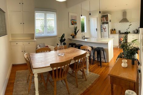 Photo of property in 46 Rua Road, Glen Eden, Auckland, 0602