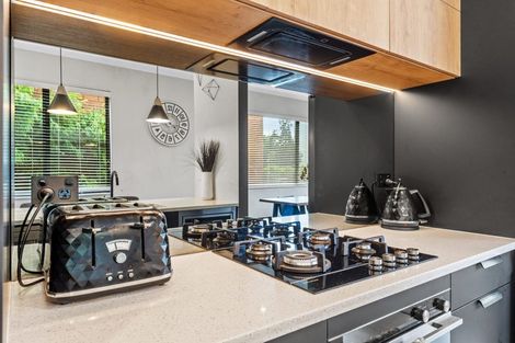 Photo of property in 6 Kanuka Road, Hobsonville, Auckland, 0616