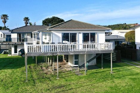 Photo of property in 114 Ocean Road, Ohope, 3121