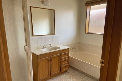 Photo of property in 2/42f Merrin Street, Avonhead, Christchurch, 8042