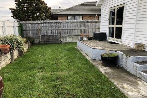 Photo of property in 11 Sinclair Street, Ebdentown, Upper Hutt, 5018