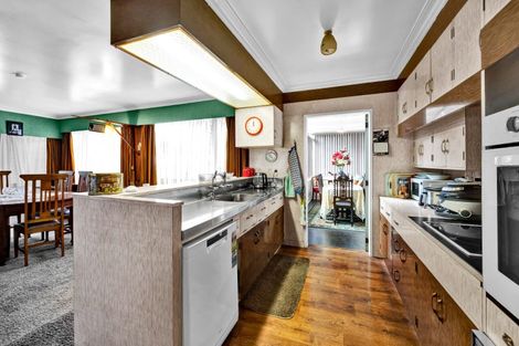 Photo of property in 445 Broadway, Stratford, 4332