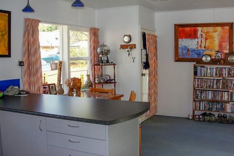 Photo of property in 48 Wairau Road, Picton, 7220