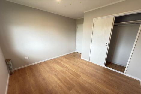 Photo of property in 20 Imperial Place, Henderson, Auckland, 0612