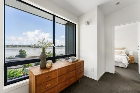 Photo of property in 7/144 Third Avenue, Tauranga, 3110