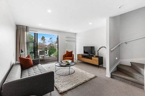 Photo of property in 22 Memorial Park Lane, Hobsonville, Auckland, 0618