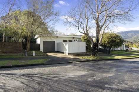 Photo of property in 24 Mcgowan Road, Wainuiomata, Lower Hutt, 5014