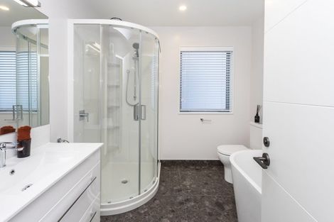 Photo of property in 17 Kakapo Lane, Redwood, 8051