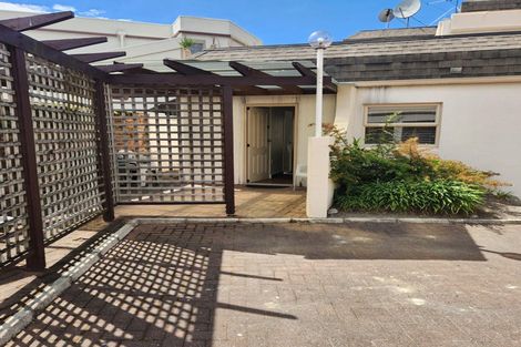 Photo of property in 28/24 Reads Quay, Gisborne, 4010