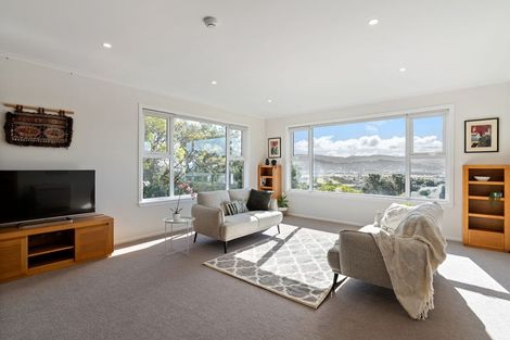 Photo of property in 68 Kinghorne Street, Strathmore Park, Wellington, 6022