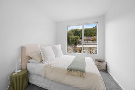 Photo of property in 17 Hillview Place, Wanaka, 9305