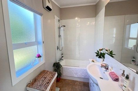 Photo of property in 17 George Street, Milton, 9220