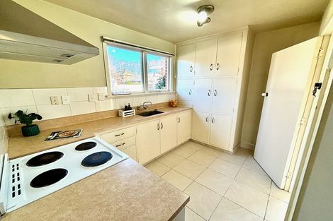 Photo of property in 14 Newbridge Place, Ilam, Christchurch, 8041