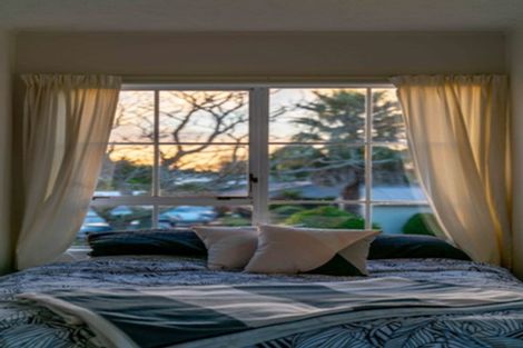 Photo of property in 8 Evanda Crescent, Conifer Grove, Takanini, 2112