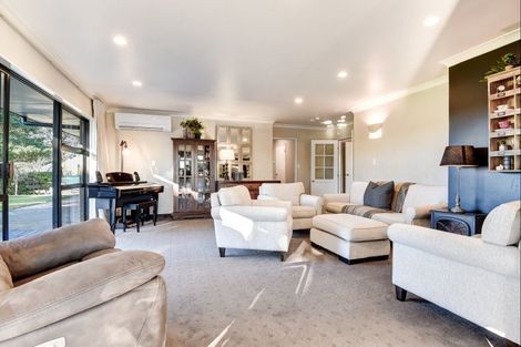 Photo of property in 122 Fitzherbert Avenue, Tawhero, Whanganui, 4501