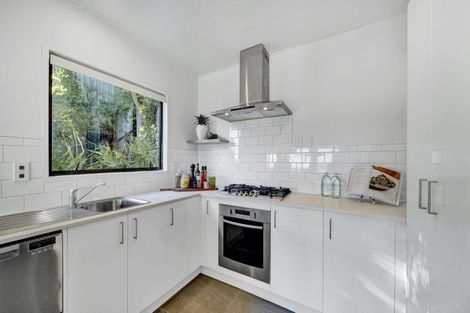 Photo of property in 8 Hobday Lane, Mount Pleasant, Christchurch, 8081