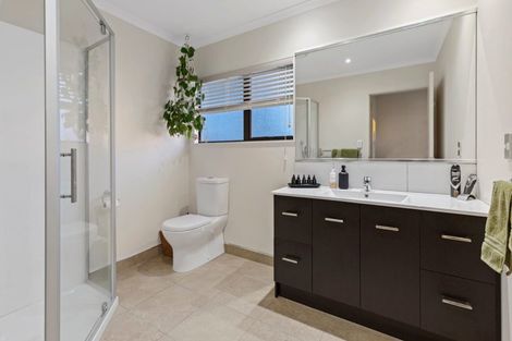 Photo of property in 84 Sovereign Drive, Papamoa Beach, Papamoa, 3118