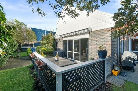 Photo of property in 15 Arkwright Place, Halswell, Christchurch, 8025