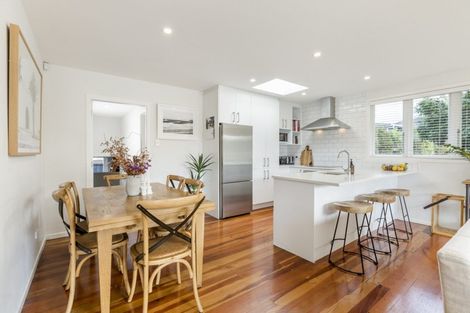 Photo of property in 22 Karamu Street, Te Atatu Peninsula, Auckland, 0610