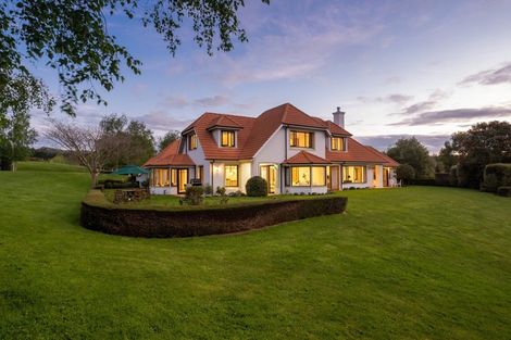 Photo of property in 140 Kopanga Road, Havelock North, 4130