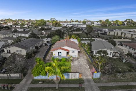 Photo of property in 35 Wickman Way, Mangere East, Auckland, 2024