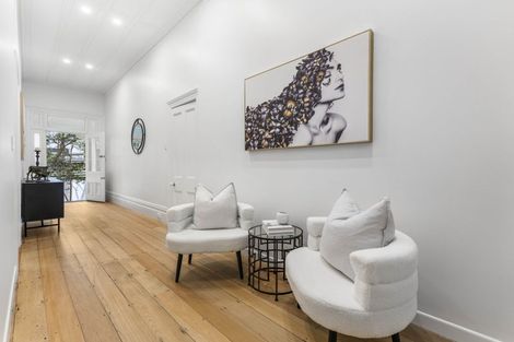 Photo of property in 25 Princes Street, Northcote Point, Auckland, 0627