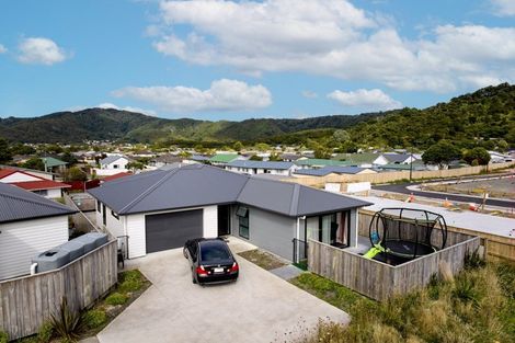 Photo of property in 99 Meremere Street, Wainuiomata, Lower Hutt, 5014