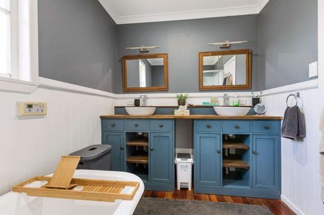 Photo of property in 9 Camellia Avenue, Aramoho, Whanganui, 4500