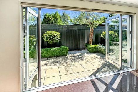 Photo of property in 63b Derby Street, St Albans, Christchurch, 8014