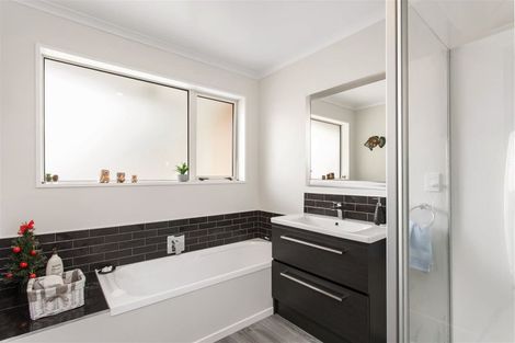 Photo of property in 5 Purakanui Place, Northwood, Christchurch, 8051