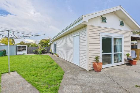 Photo of property in 52 Upham Street, Havelock North, 4130