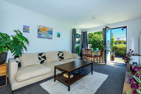 Photo of property in 2/118 Geraldine Street, Edgeware, Christchurch, 8013
