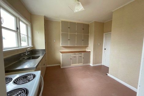 Photo of property in 66 Norton Park Avenue, Fairfield, Lower Hutt, 5011