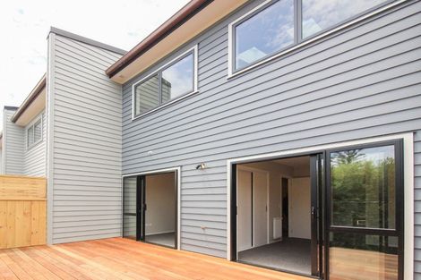 Photo of property in 4/7 Grays Road, Plimmerton, Porirua, 5026