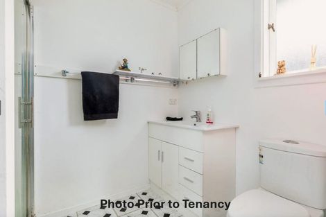 Photo of property in 1 Sarona Avenue, Glen Eden, Auckland, 0602