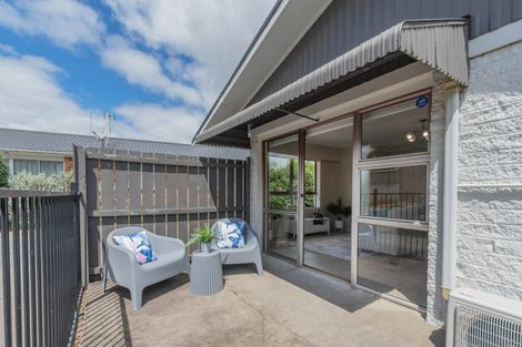 Photo of property in 1/58 Great South Road, Papakura, 2110